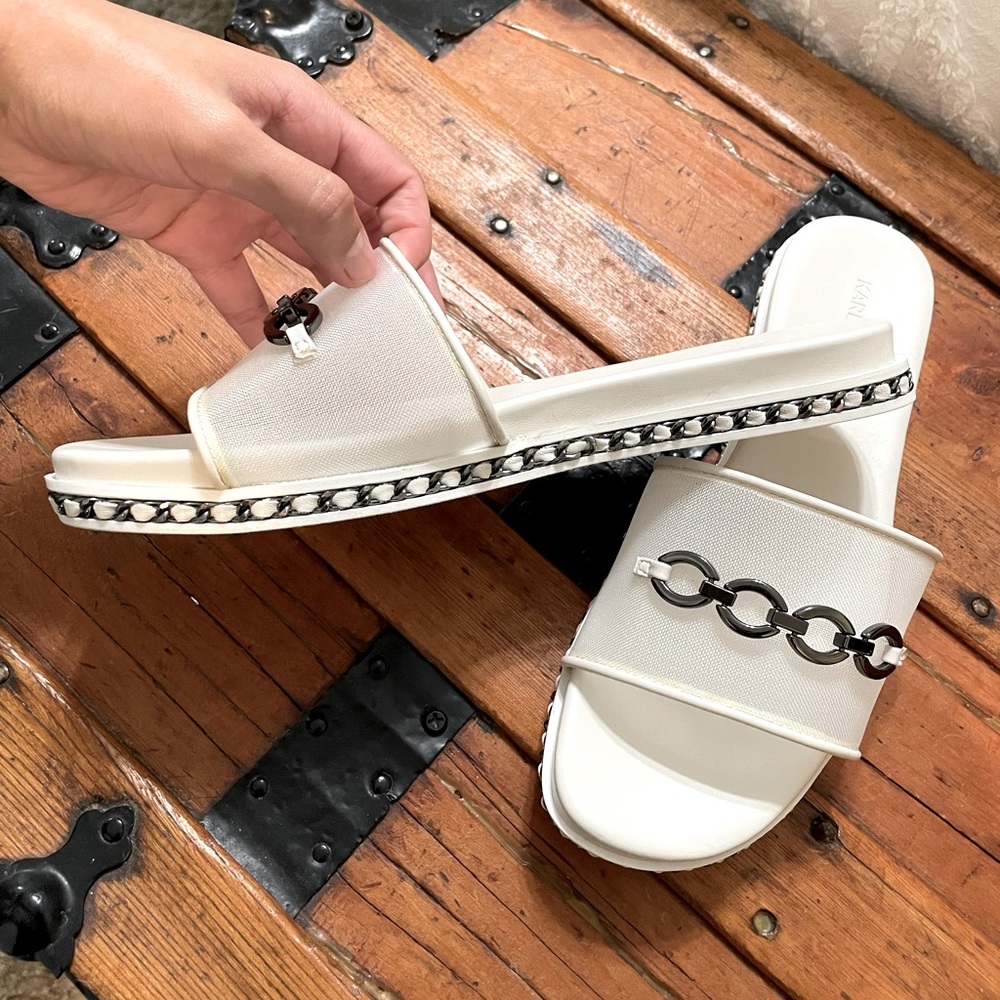 Karl Lagerfeld Slide sandal